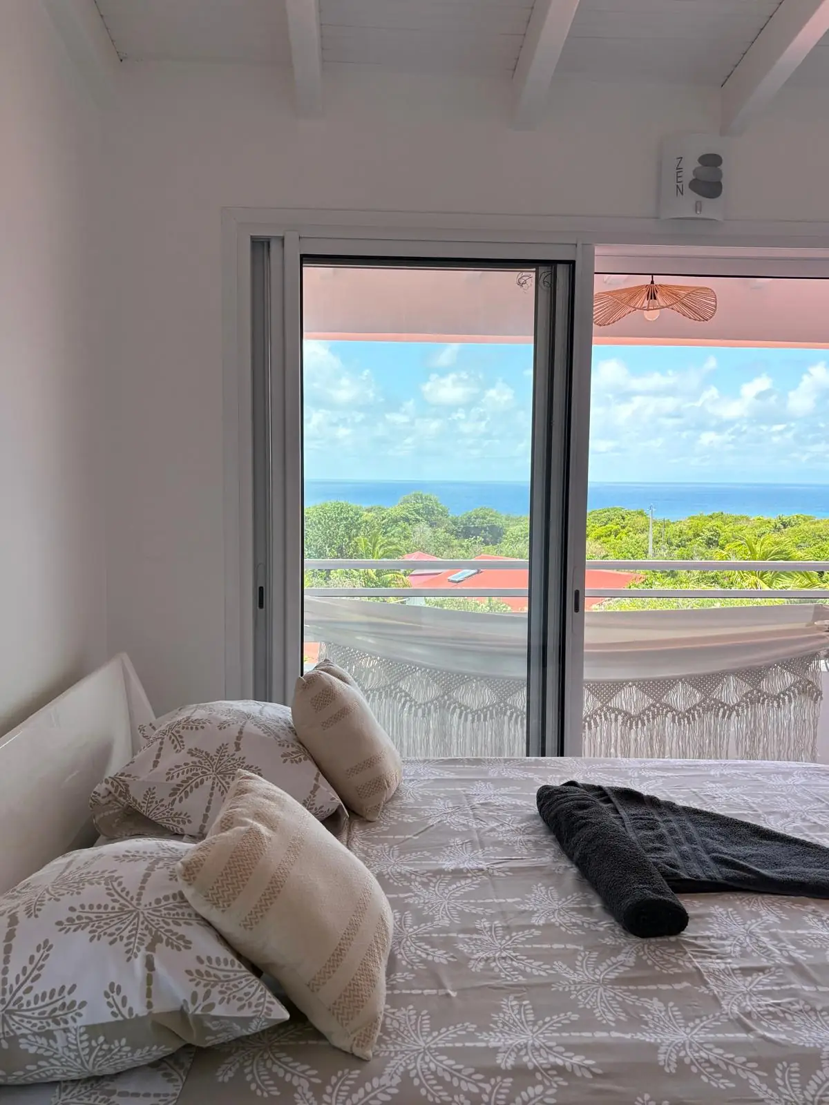 Chambre avec vue sur la mer de la Villa Bel’ Horizon